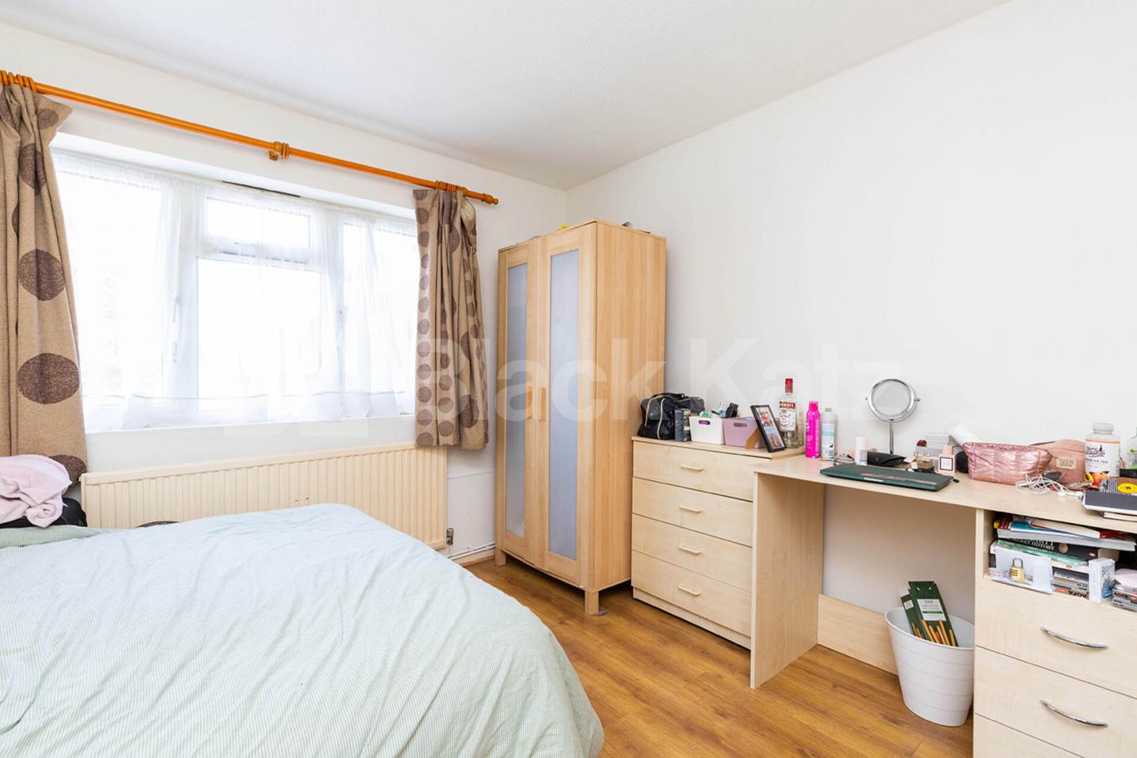 spacious 2 double bedroom 1 bath property close to tube and amenities  Kerwick Close, Caledonian Road / Barnsbury 
